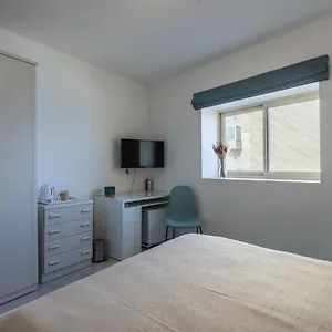 Bedrooms With Ensuite Bathrooms Homestay